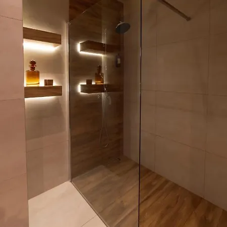 Apartahotel Zloty Gron &
