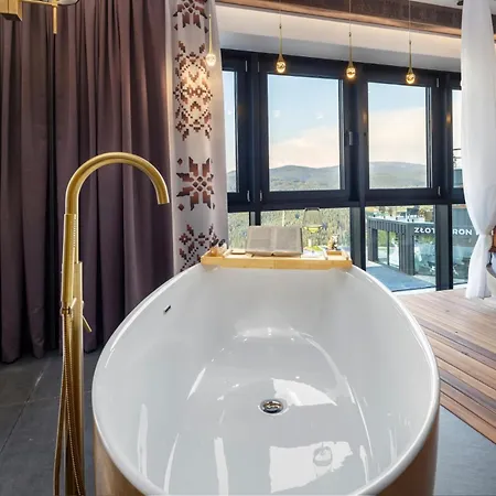 Zloty Gron & 4* Istebna