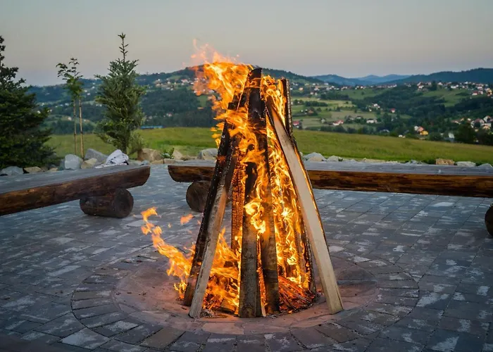 Zloty Gron & 4* 이스테브나