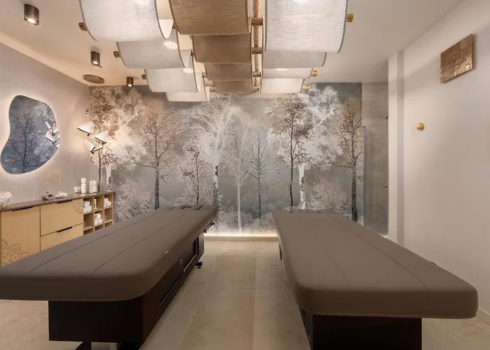 Zloty Gron & Aparthotel 4*