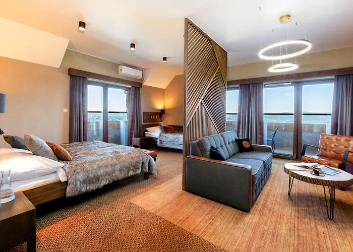 Zloty Gron & Aparthotel 4*